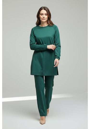 Kadın Tunik Önü Dikişli Altı Bantlı Pantolonun Beli Lastikli Önü Dikişli İkili Takım Zümrüt