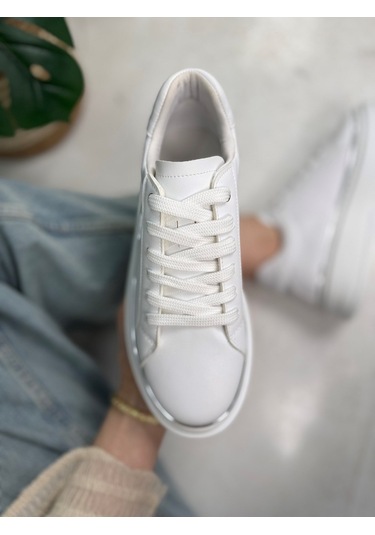 Günlük Kadın Spor Ayakkabı Bağcıklı Hafif Kalın Yüksek Taban Yürüyüş Sneaker 2135 Beyaz