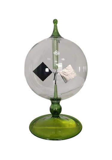 Kanatlı Dönen Cam Yel Değirmeni Güneş Enerjili Cphoto Renkli