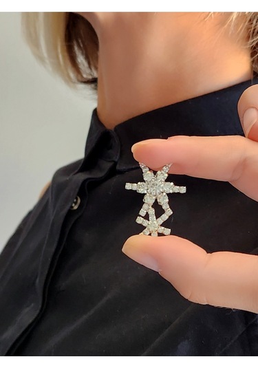 Kar Tanesi Model Kristal Taşlı Küpe Silver