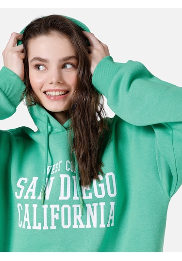 Colin's Colins Regular Fit Baskılı Yeşil Kadın Sweatshirt Cl1067398 Apple Green Yeşil Colin's Colins Regular Fit Baskılı Yeşil Kadın Sweatshirt Cl1067398 Apple Green Yeşil