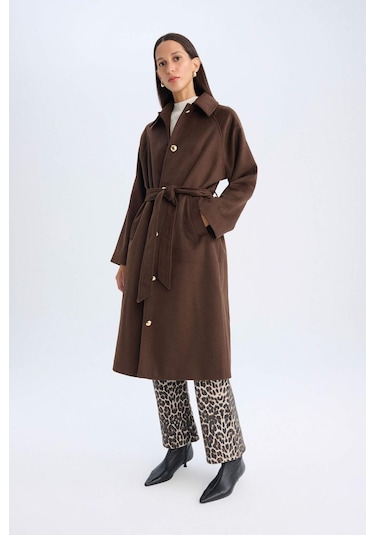 DeFacto Relax Fit Uzun Kaşe Kaban Polo Yaka Düğmeli Kemerli Cepli C9467AX24WNBN495 Kahve DeFacto Relax Fit Uzun Kaşe Kaban Polo Yaka Düğmeli Kemerli Cepli C9467AX24WNBN495 Kahve