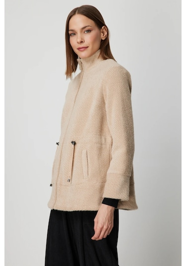 On Fashion Beli Bağcıklı Dik Yaka Mont Bej