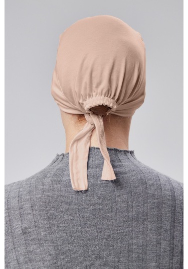 Kadın Tesettür Likralı Penye Dikişsiz Kaymaz Düz Bağlamalı Bone Bej