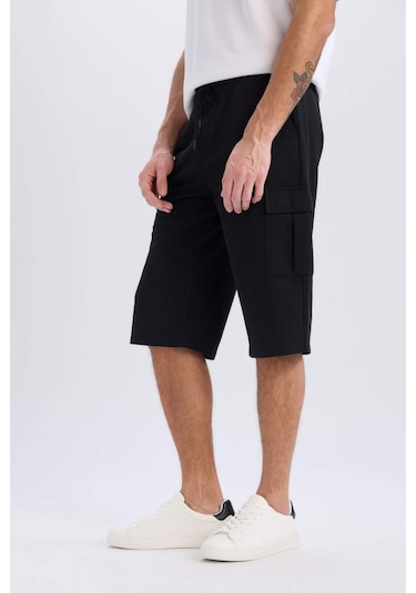 DeFacto Slim Fit Dar Kesim Kargo Cepli Basic Düz Kapri Şort T4693AZ25SMBK81
