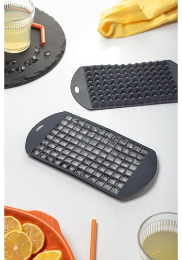 Antrasit Piramit Buz Kalıbı 13 24 2 Cm