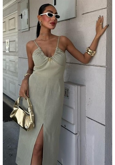 Göğsü Aksesuarlı Önü Yırtmaçlı Elbise 2899 Çağla