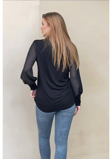 Kolları Şifon Düğme Detaylı Bluz Siyah