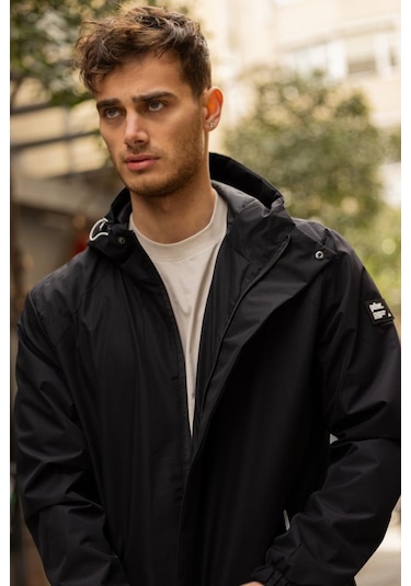 Yeast İçi Astarlı Suya Dayanıklı Kapşonlu Fermuarlı Yağmurluk - Siyah Siyah