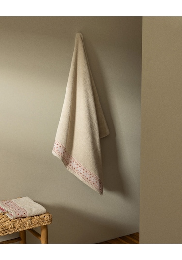 Madame Coco Caresse %100 Pamuk Banyo Havlusu - Bej 8684427174876 Ekru