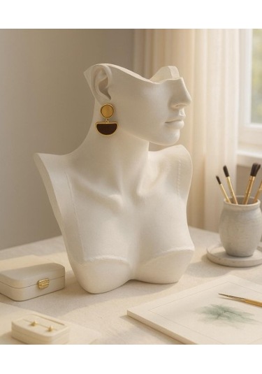 Kahverengi Taşlı Minimal Tarz Küpe Çok Renkli