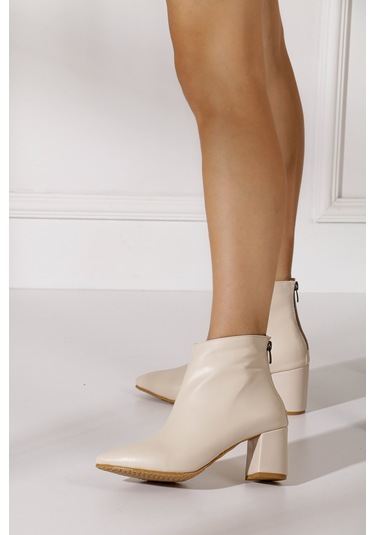 Günlük Kadın Kısa Bot Kalın Topuklu Fermuarlı Sivri Burunlu Tırtıklı Taban Kürklü Astarlı Bootie 211 Mahmut Özer Cilt- Bej