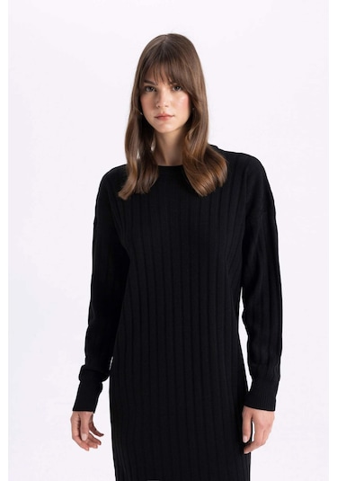 Defacto Regular Fit Yarım Balıkçı Yaka Basic Düz Uzun Kollu Triko Elbise W0986AZ24WNBK27 Siyah Defacto Regular Fit Yarım Balıkçı Yaka Basic Düz Uzun Kollu Triko Elbise W0986AZ24WNBK27 Siyah