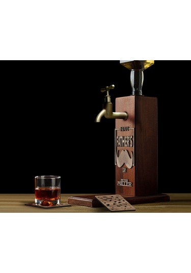 Bk Gift Kişiye Özel Kabartma İsimli Baba Tasarımlı Musluklu Ahşap Viski Standı-2 Viski Çeşmesi, Doğum Günü Hediyesi, Babaya Hediye Kobitmeyen138057 Bk