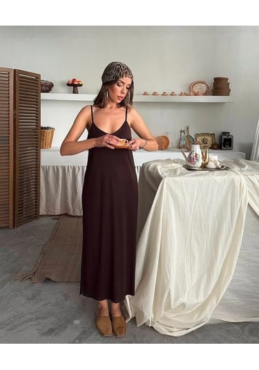 Kadın Siyah Asansör Askılı Çift Yırtmaçlı Helen Elbise Kahve