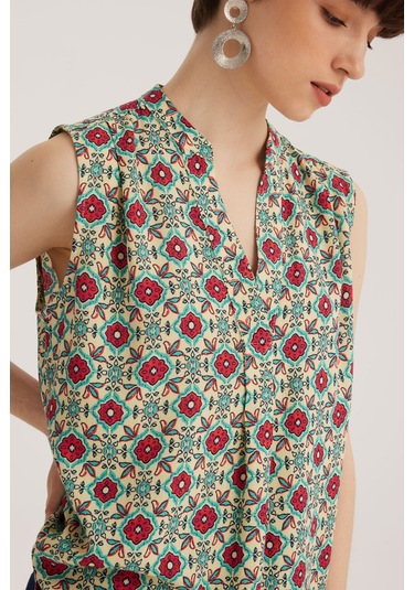 Yeşil Kolsuz Bluz 001