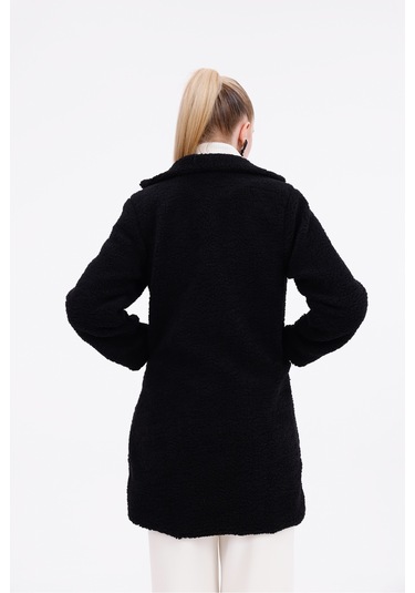 Düğmeli Cepli Kadın Peluş Kaban Siyah