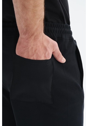 AR-MA Arma Erkek Regular Fit Basic Süprem % 100 Pamuk Yandan Ve Arka Cepli Şort Y29504279302 Siyah AR-MA Arma Erkek Regular Fit Basic Süprem % 100 Pamuk Yandan Ve Arka Cepli Şort Y29504279302 Siyah
