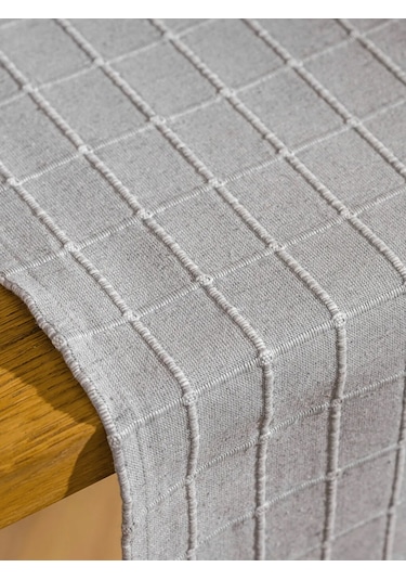 Gri Çizgi Nakışlı Runner 40x120 Cm