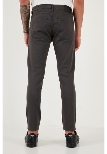 Buratti Streç Pamuklu Slim Fit Normal Bel Dar Paça Jeans Erkek Kot Pantolon 1115C24Napoli Füme Buratti Streç Pamuklu Slim Fit Normal Bel Dar Paça Jeans Erkek Kot Pantolon 1115C24Napoli Füme