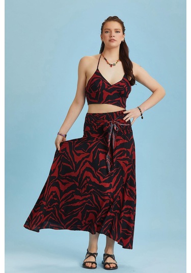 Salaş Kırmızı Siyah Asimetrik Etek 001