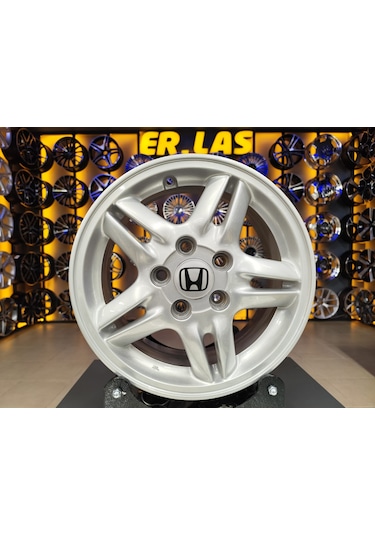 4 Adet Honda  6 15 5 114.3 Et50 64.1 Sılver Jant Revize Edilmiş Takım