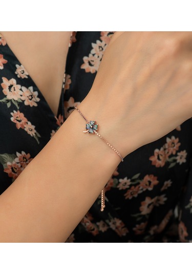 925 Ayar Gümüş Asansörlü Mistik Topaz Taşlı Yonca Kadın Gümüş Bil