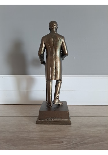 Şapkalı Atatürk Heykeli Biblo - Orta Boy