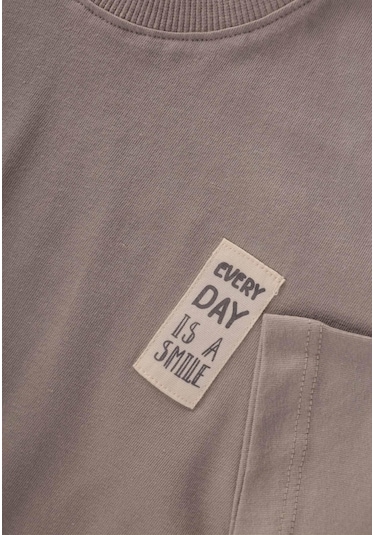 Cigit Etiket Detaylı Mevsimlik T-shırt 2-10 Yaş Vizon Vizon