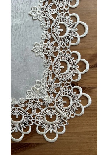 Best Price 34 Dekoratif Masa Örtüsü 320913863 Krem
