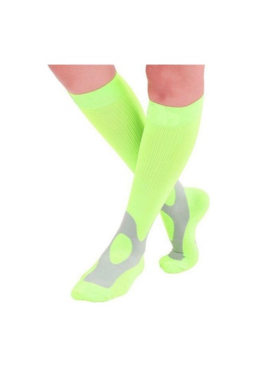 Yeşil Koşu Sıkıştırma Futbol Çorapları Çorap 20 - 30 Mmhg Erkek Kadın Spor Çorapları Maraton Bisiklet Futbol Çorapları