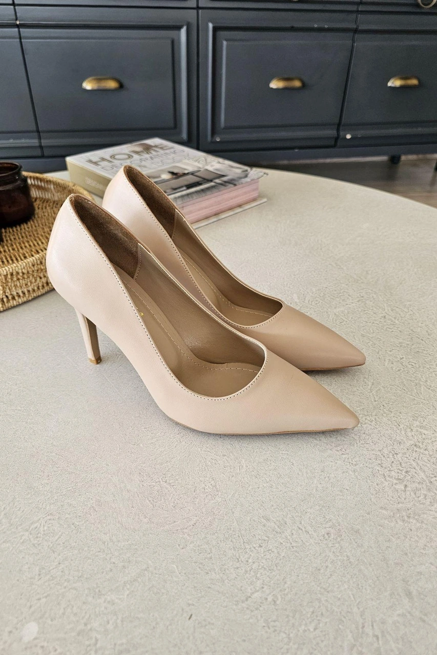 10 1814 Topukla Kadın İnce Topuklu Stiletto Ayakkabı Ten