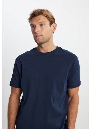 AC&Co / Altınyıldız Classics Erkek %100 Pamuk Modern Fit Normal Kesim Bisiklet Yaka Tişört Lacivert AC&Co / Altınyıldız Classics Erkek %100 Pamuk Modern Fit Normal Kesim Bisiklet Yaka Tişört Lacivert