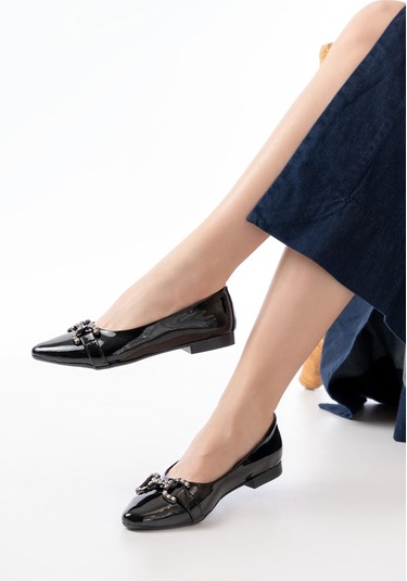 Aska Shoes İnf-133 Taşlı Tokalı Günlük Kadın Babet Siyah Rugan