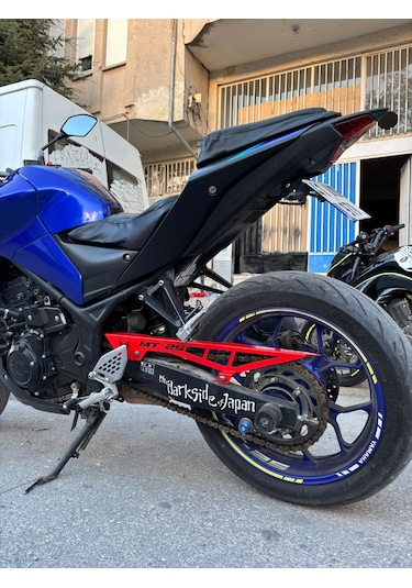 Yamaha Mt-25 Zincir Koruması Kırmızı