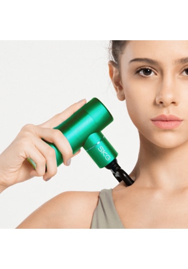 Skg F3 Masaj Tabancası, Yeşil, 4 Darbe Yoğunluğu, Farklı Bölgelerde Kullanıma 4 Modüler Masaj Başlığı Yeşil