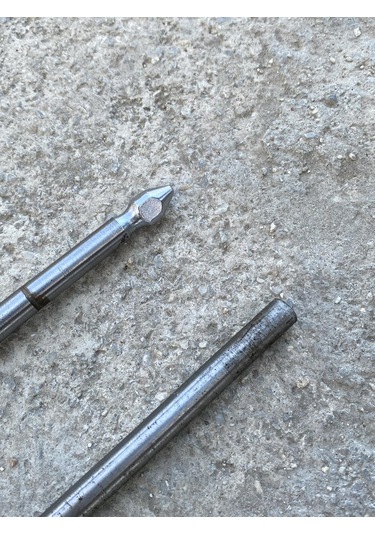 Sivri Başlı Galvanizli Demir Çubuk 1745mm