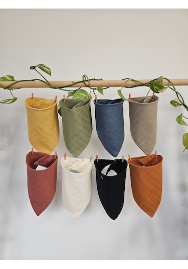 8 Adet Pamuklu Çift Katlı Çıtçıtlı Müslin Fular & Salya Önlüğü Çok Renkli