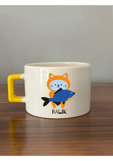 Balık Burcu Ve Onla Alakalı Komik Açıklama Baskılı Sarı Kulplu C Fincan