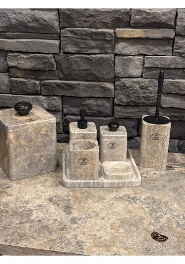 Silver Traverten Kare Model Yedi Parça Banyo Seti Beyaz