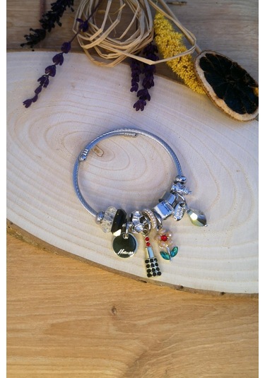 Allmisse Siyah Renk Çiçek Charmlı Çelik Bileklik