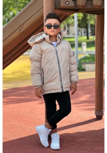 Erkek Çocuk Çıkarılabilir Kapüşonlu Baskılı Yakası Detaylı Kışlık Mont Km3501 Bej