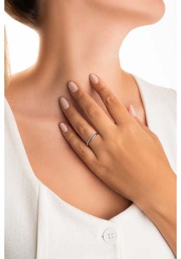 Liora 18 Ayar Beyaz Altın Kaplama Ayarlanabilir Gümüş Yüzük Beyaz