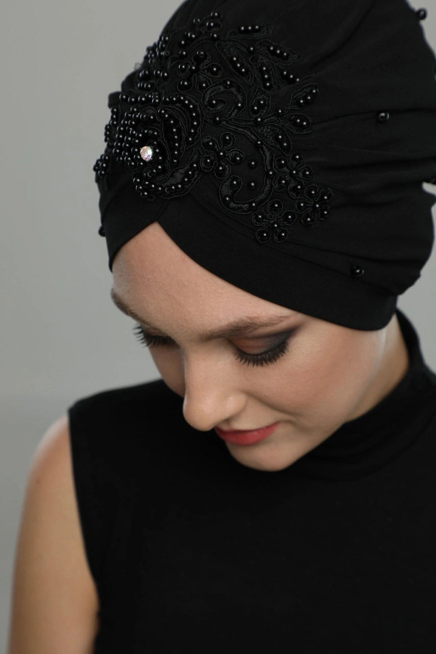 Kopma Astarlı Işlemeli Siyah Gül Motifli Hazır Türban Tesettür Abiye Bone Siyah Gül
