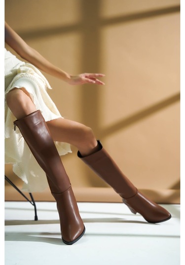 Kleo Kahverengi Deri Topuklu 7cm Yanı Fermuarlı Günlük Kullanım Çizme Kahverengi Deri