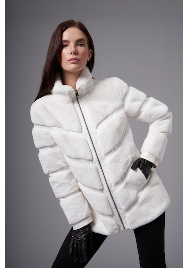 Stella Beyaz Tüylü Mont 211003 001