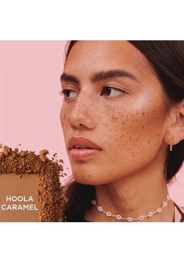 Benefit Cosmetics Mat Bronz Pudra Hoola Caramel 8 G