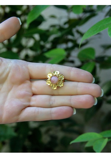 Esha Store Doğal Taş Pembe Kuvars Doğal Taşlı Çiçek Model Telkari Kadın Ayarlanabilir Altın Kaplama Yüzük Euy61 Pembe
