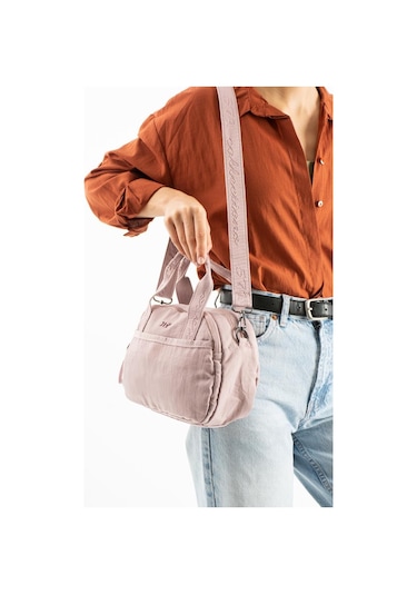Kadın Omuz Çantası Elde Tutmalı Çapraz Askılı Postacı Bayan Çantası 20 27 Cm Astarlı Hafif Kumaş Pembe