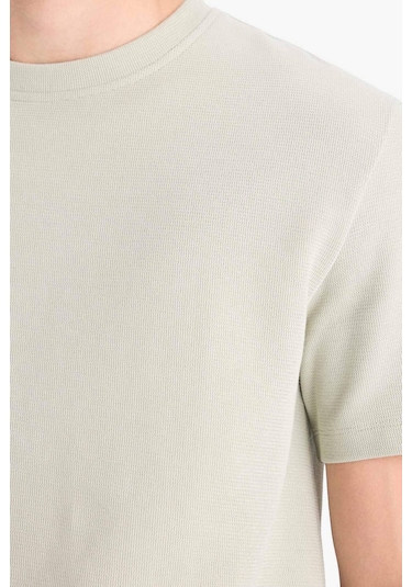 DeFacto Regular Fit Bisiklet Yaka Kısa Kollu Pamuklu Ağır Kumaş Tişört E2587AX25SMKH478 DeFacto Regular Fit Bisiklet Yaka Kısa Kollu Pamuklu Ağır Kumaş Tişört E2587AX25SMKH478